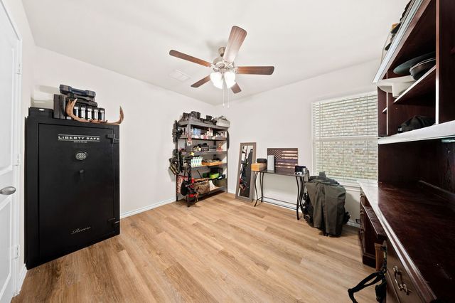 822 Ramble Road, Lavon, TX 75166