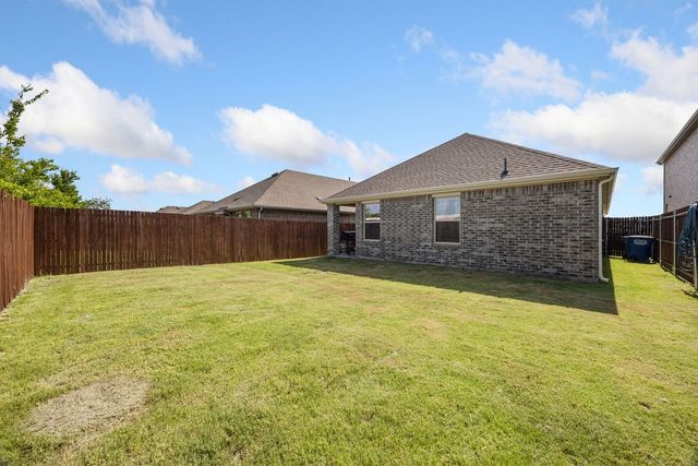 822 Ramble Road, Lavon, TX 75166
