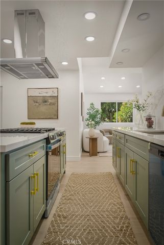 6150 Strickland, Los Angeles, CA 90042