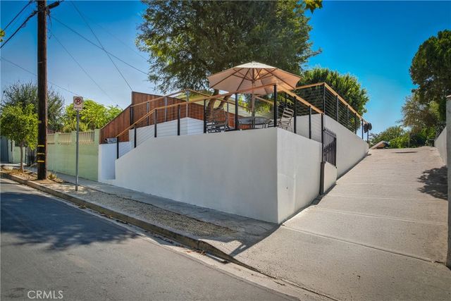 6150 Strickland, Los Angeles, CA 90042