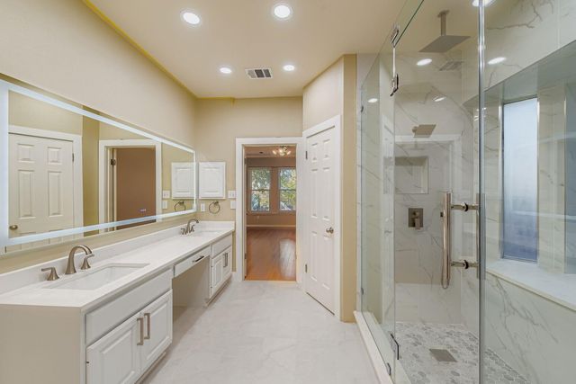 1028 Horseback HOLW, Austin, TX 78732