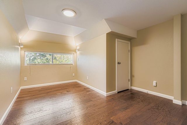 1028 Horseback HOLW, Austin, TX 78732