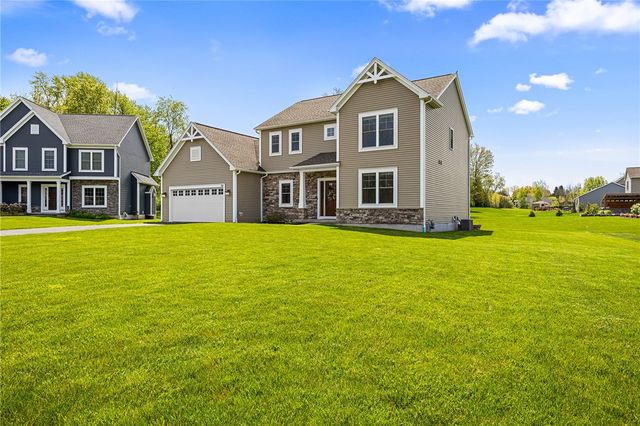 56 Knightbridge Circle, Penfield, NY 14526