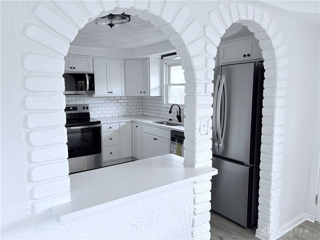 3209 Carrier Avenue, Dayton, OH 45429