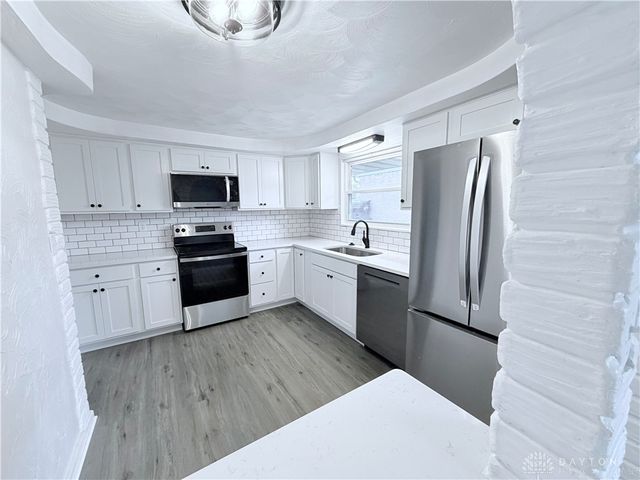 3209 Carrier Avenue, Dayton, OH 45429