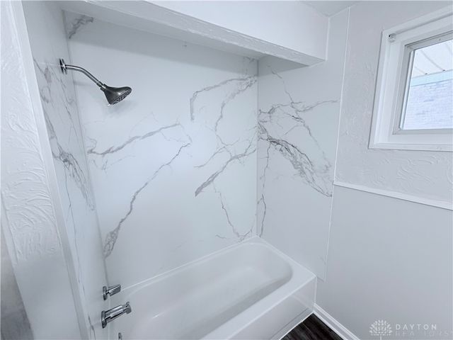 3209 Carrier Avenue, Dayton, OH 45429