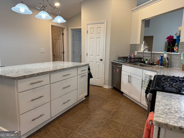 1319 Idlewood Court, Mcdonough, GA 30252