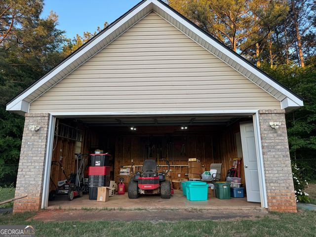 1319 Idlewood Court, Mcdonough, GA 30252