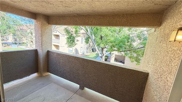 2300 East SILVERADO RANCH BL Boulevard 2090, Henderson, NV 89183