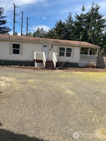 301 N Chinook Drive, Hoodsport, WA 98548