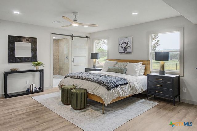 200 E Meadow Lane, Wimberley, TX 78676