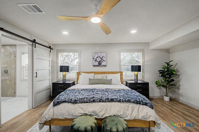 200 E Meadow Lane, Wimberley, TX 78676