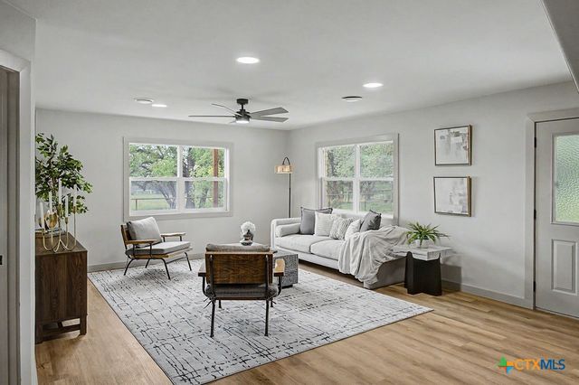 200 E Meadow Lane, Wimberley, TX 78676
