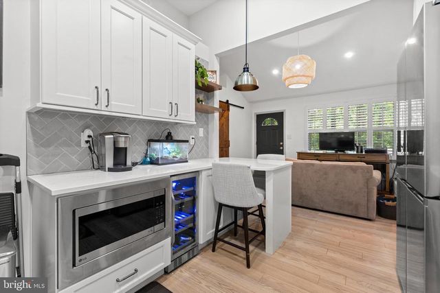 105 TALL PINES AVE, Locust Grove, VA 22508