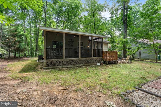 105 TALL PINES AVE, Locust Grove, VA 22508