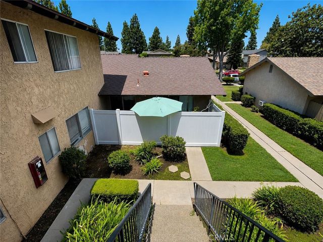 2236 E Franzen, Santa Ana, CA 92705