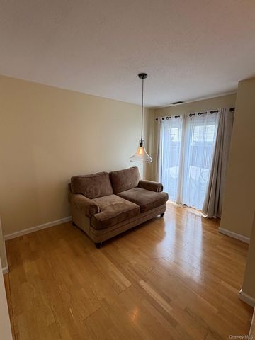 1907 Whispering Hills, Chester, NY 10918
