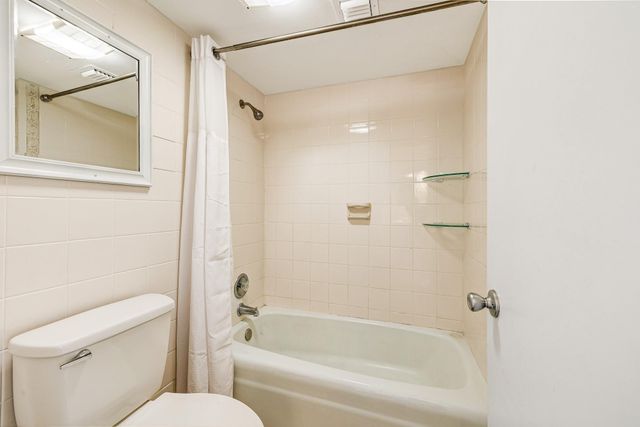 6 Royal Palm Way 303, Boca Raton, FL 33432