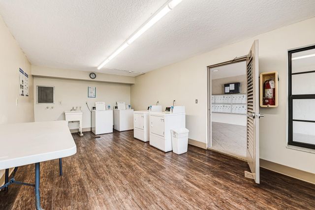 6 Royal Palm Way 303, Boca Raton, FL 33432