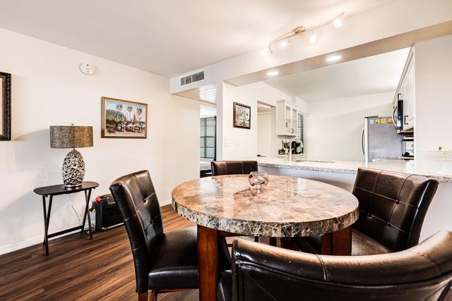 6 Royal Palm Way 303, Boca Raton, FL 33432