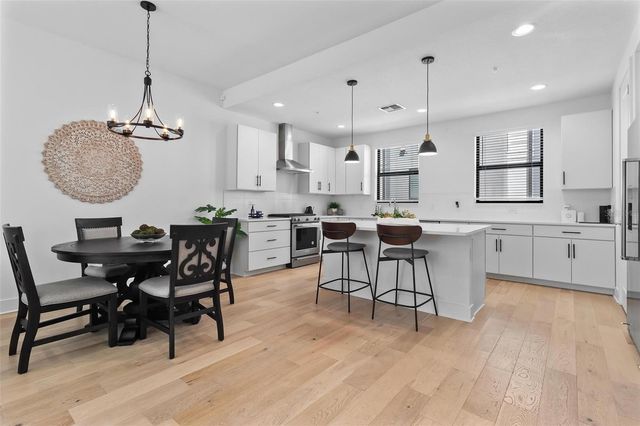 2511 GRADY AVENUE N 8, Tampa, FL 33607