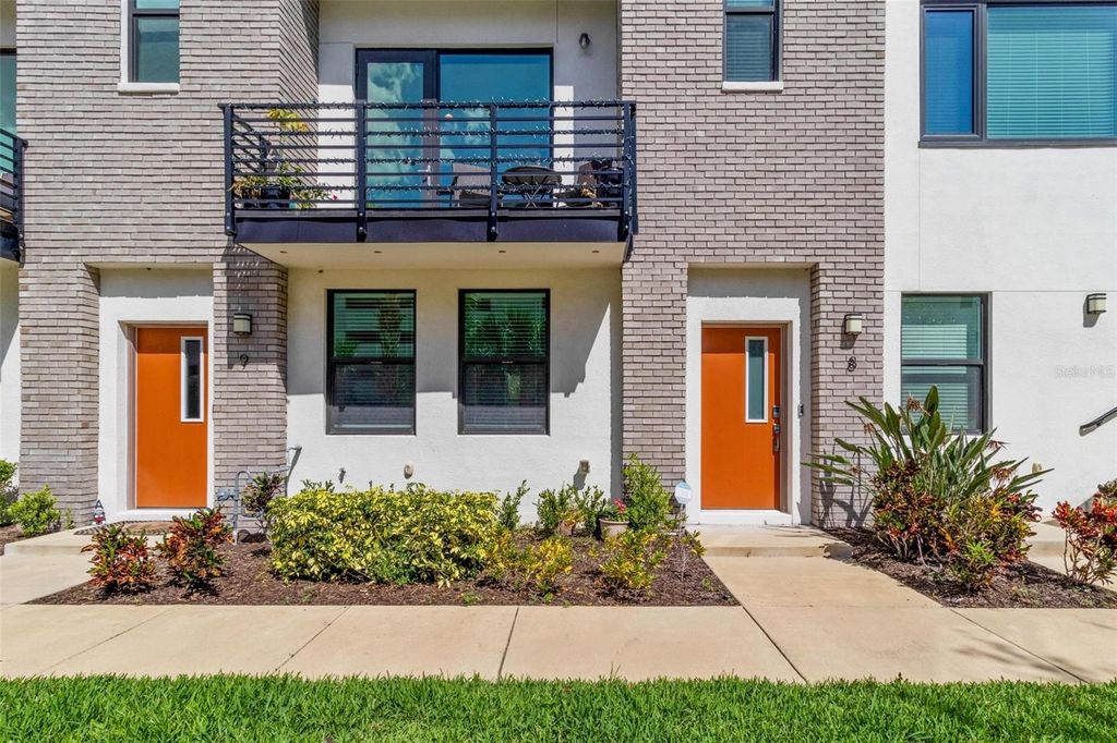 2511 GRADY AVENUE N 8, Tampa, FL 33607