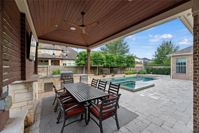 2915 Fairmont Ridge Lane, Katy, TX 77494
