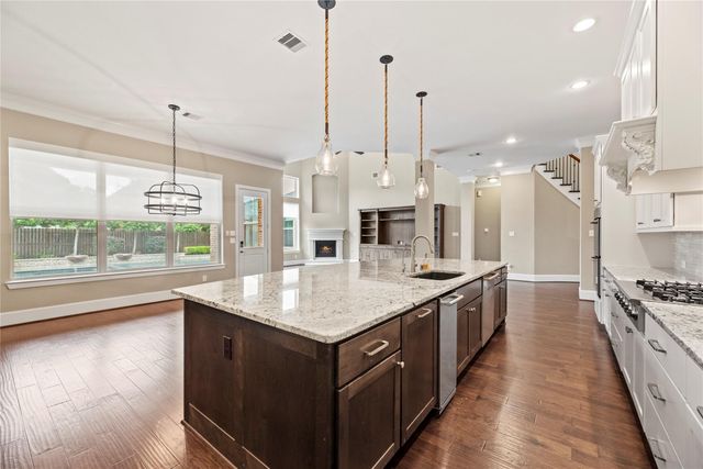 2915 Fairmont Ridge Lane, Katy, TX 77494