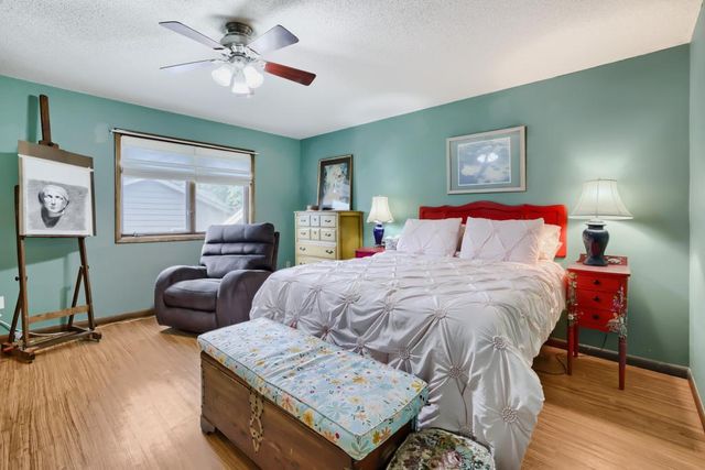4356 Grimes Avenue N, Robbinsdale, MN 55422
