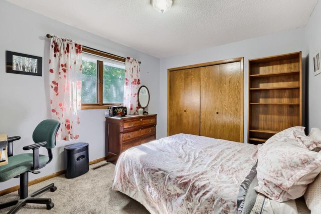 4356 Grimes Avenue N, Robbinsdale, MN 55422