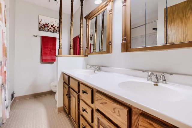 4356 Grimes Avenue N, Robbinsdale, MN 55422