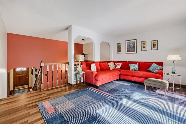 4356 Grimes Avenue N, Robbinsdale, MN 55422