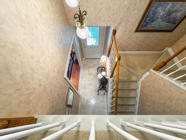 1706 23rd Avenue N, Texas City, TX 77590
