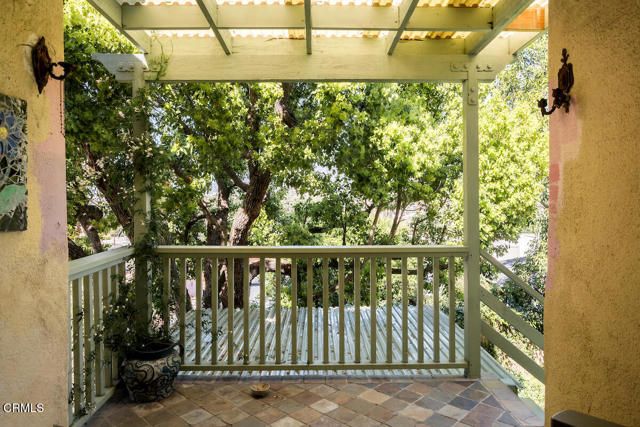 1117 Princeton Drive, Glendale, CA 91205