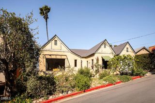 1117 Princeton Drive, Glendale, CA 91205