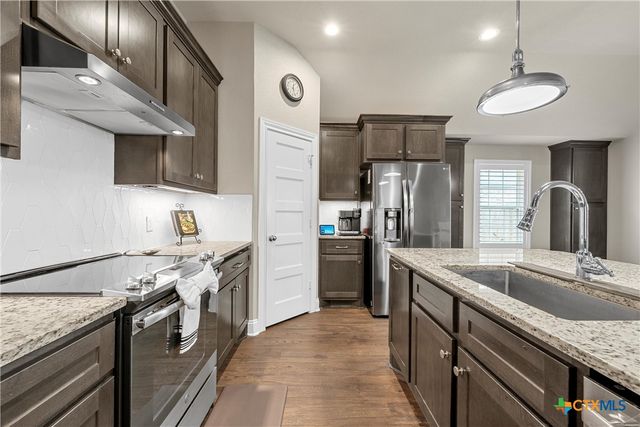 916 Cumberland Street, Mcgregor, TX 76657