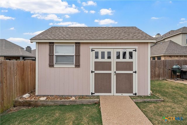 916 Cumberland Street, Mcgregor, TX 76657