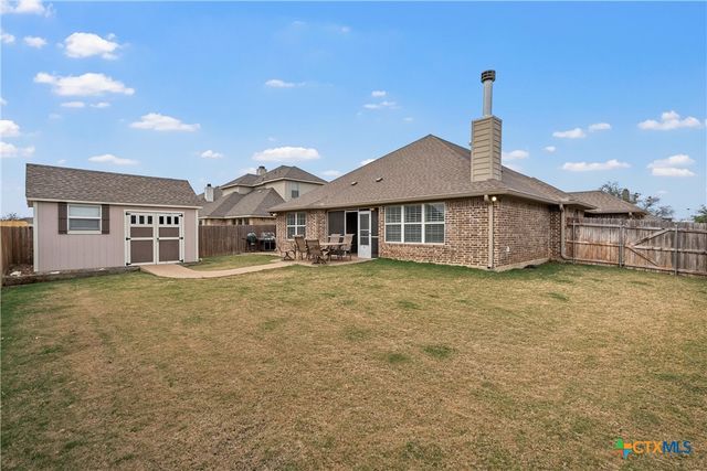 916 Cumberland Street, Mcgregor, TX 76657