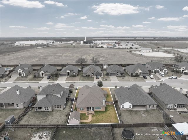 916 Cumberland Street, Mcgregor, TX 76657