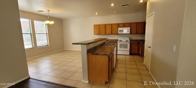 6895 S AMETHYST Drive, Chandler, AZ 85249