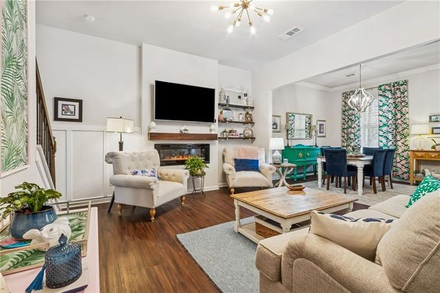 637 Everett Lane, Woodstock, GA 30188