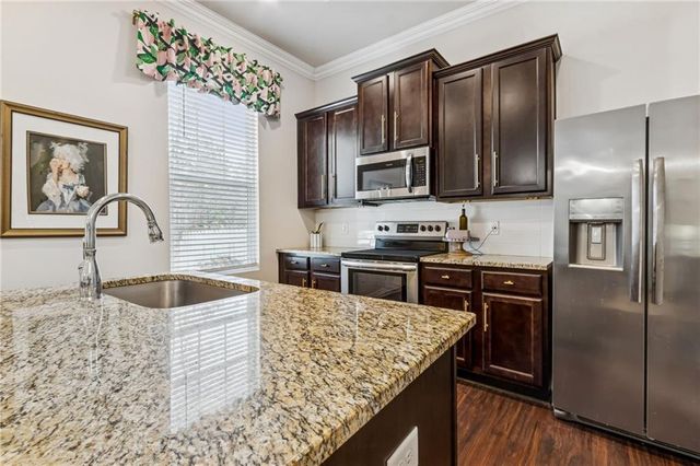 637 Everett Lane, Woodstock, GA 30188