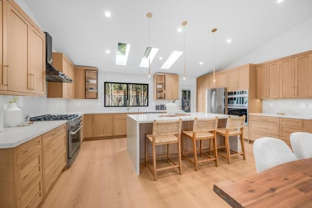 127 La Cienega Court, Los Gatos, CA 95032