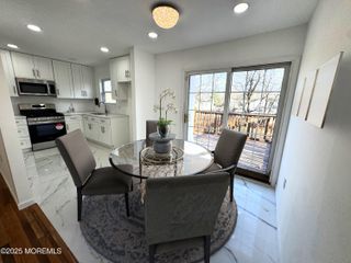 13 Alexander Avenue, Manchester, NJ 08759