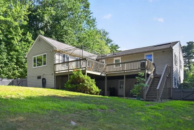 223 Robert Rd, Dedham, MA 02026