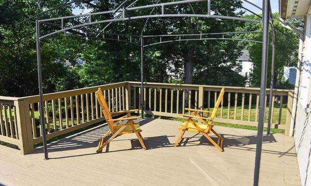 223 Robert Rd, Dedham, MA 02026