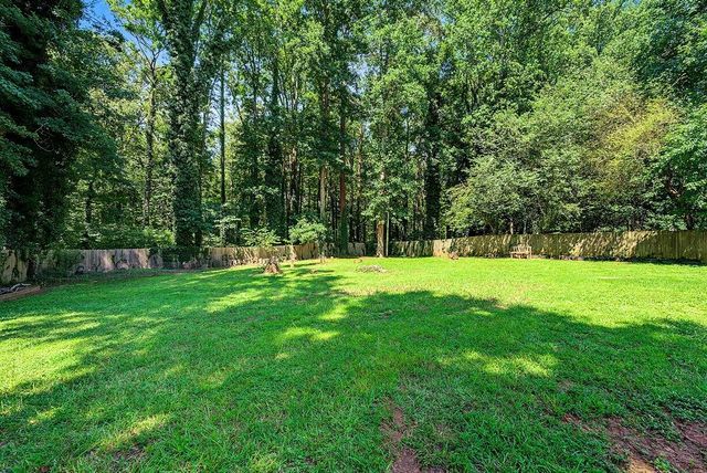3740 Lavilla Drive, Powder Springs, GA 30127