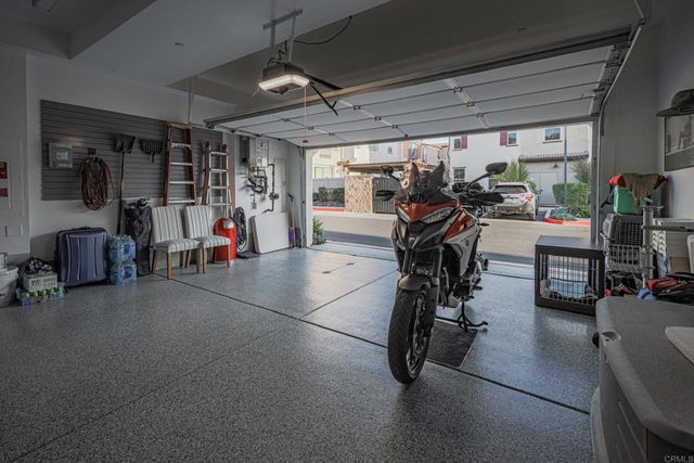 1728 Valley Oak Way, Oceanside, CA 92056