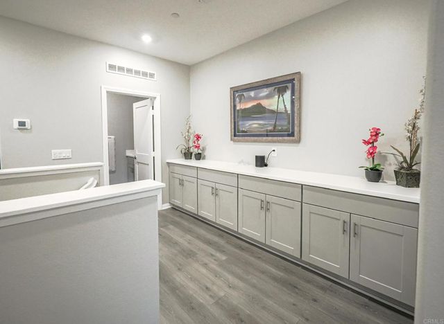 1728 Valley Oak Way, Oceanside, CA 92056