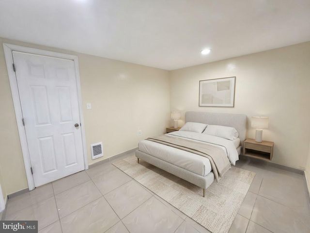 6338 JACKSON ST, Philadelphia, PA 19135